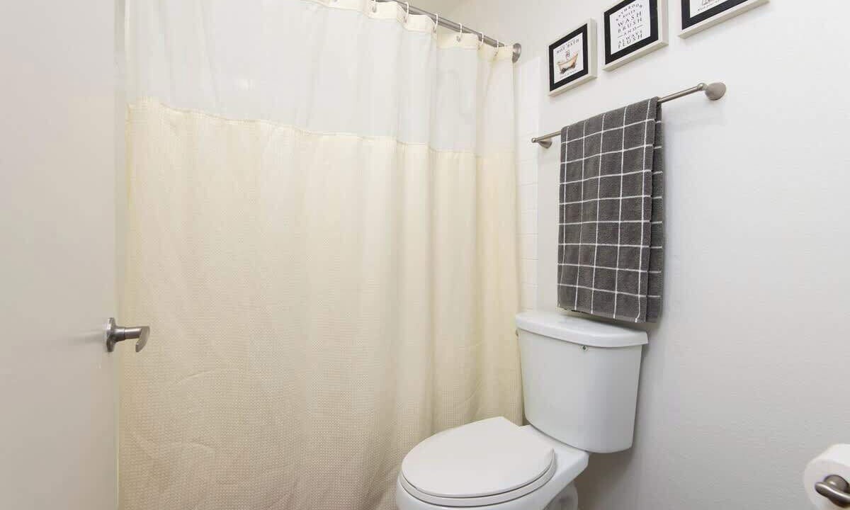 Photo of Bathroom in Hollywood