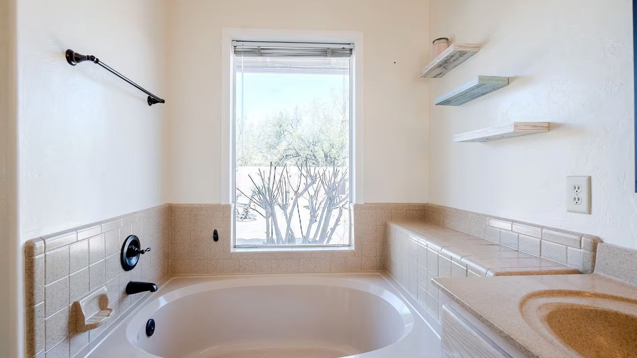 Photo of Bathroom in Sahuarita
