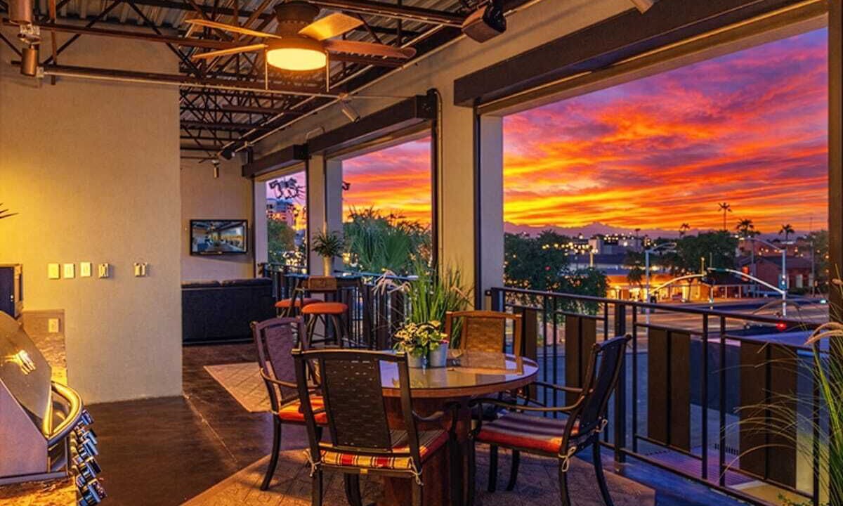 Photo of Livingroom in Arts District