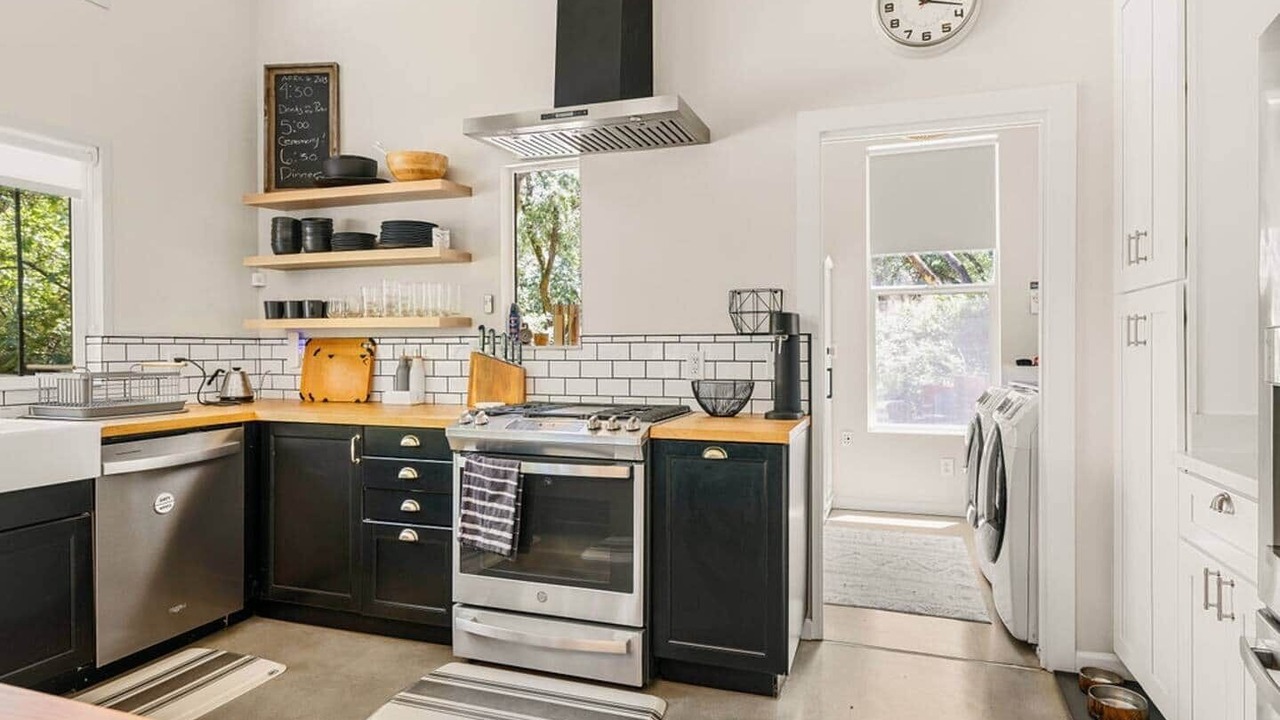 Photo of Kitchen in Cloverdale