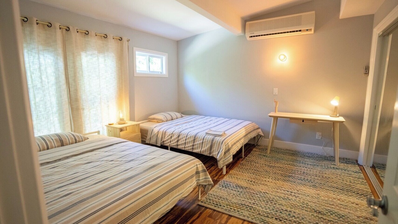 Photo of Bedroom in Calabasas