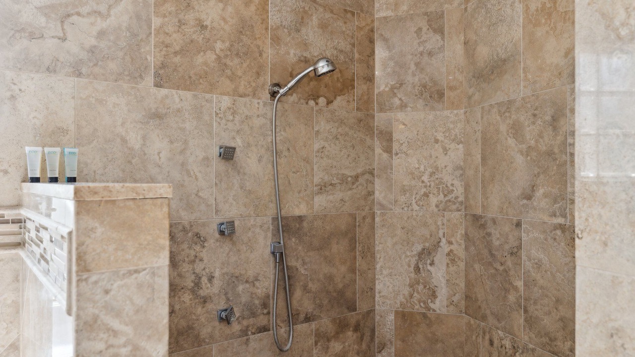 Photo of Bathroom in La Tierra Estates
