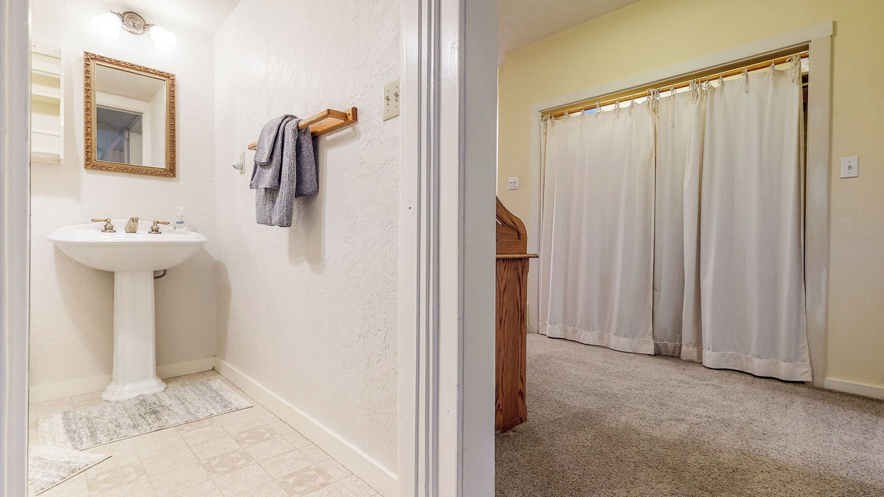 Photo of Bathroom in Lakeport
