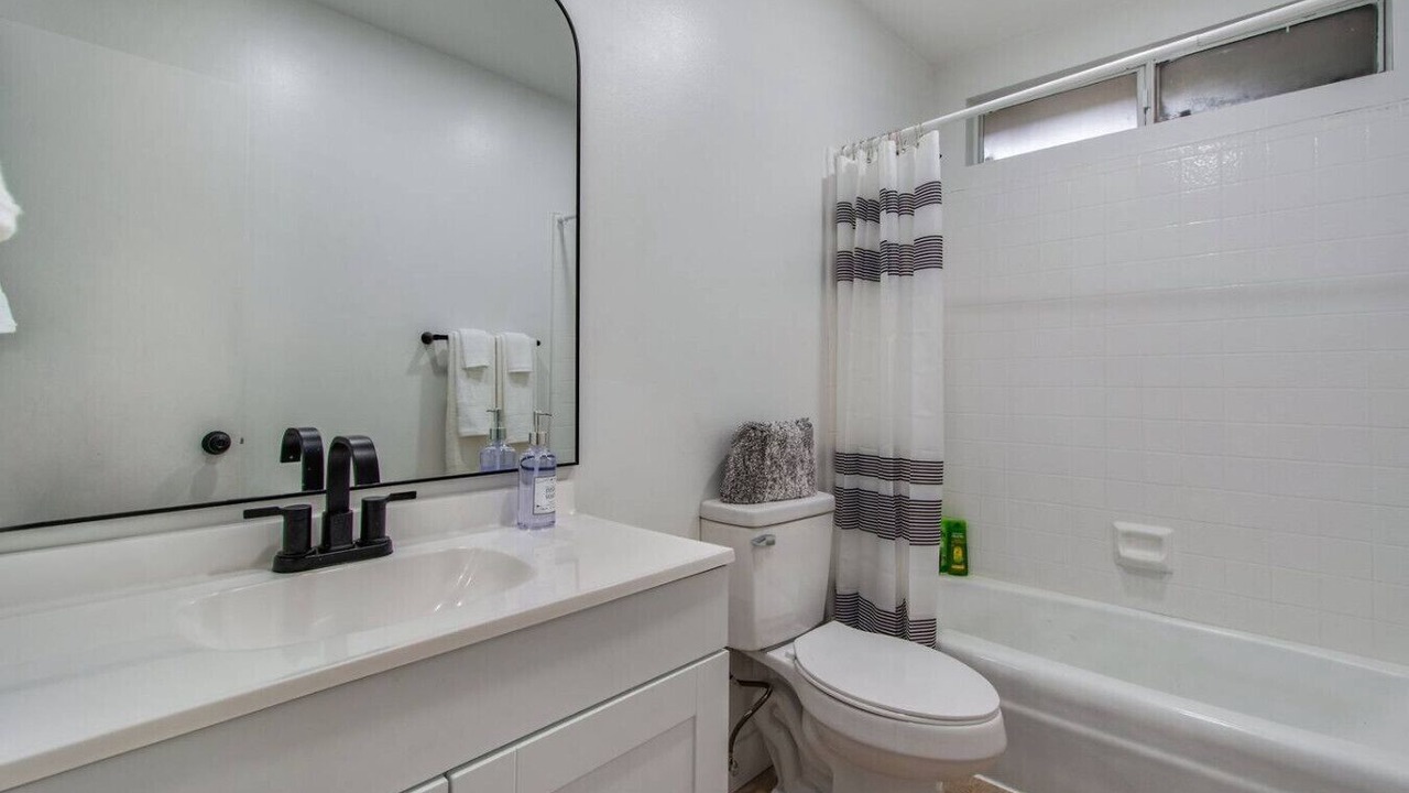 Photo of Bathroom in Santa Ana Heights