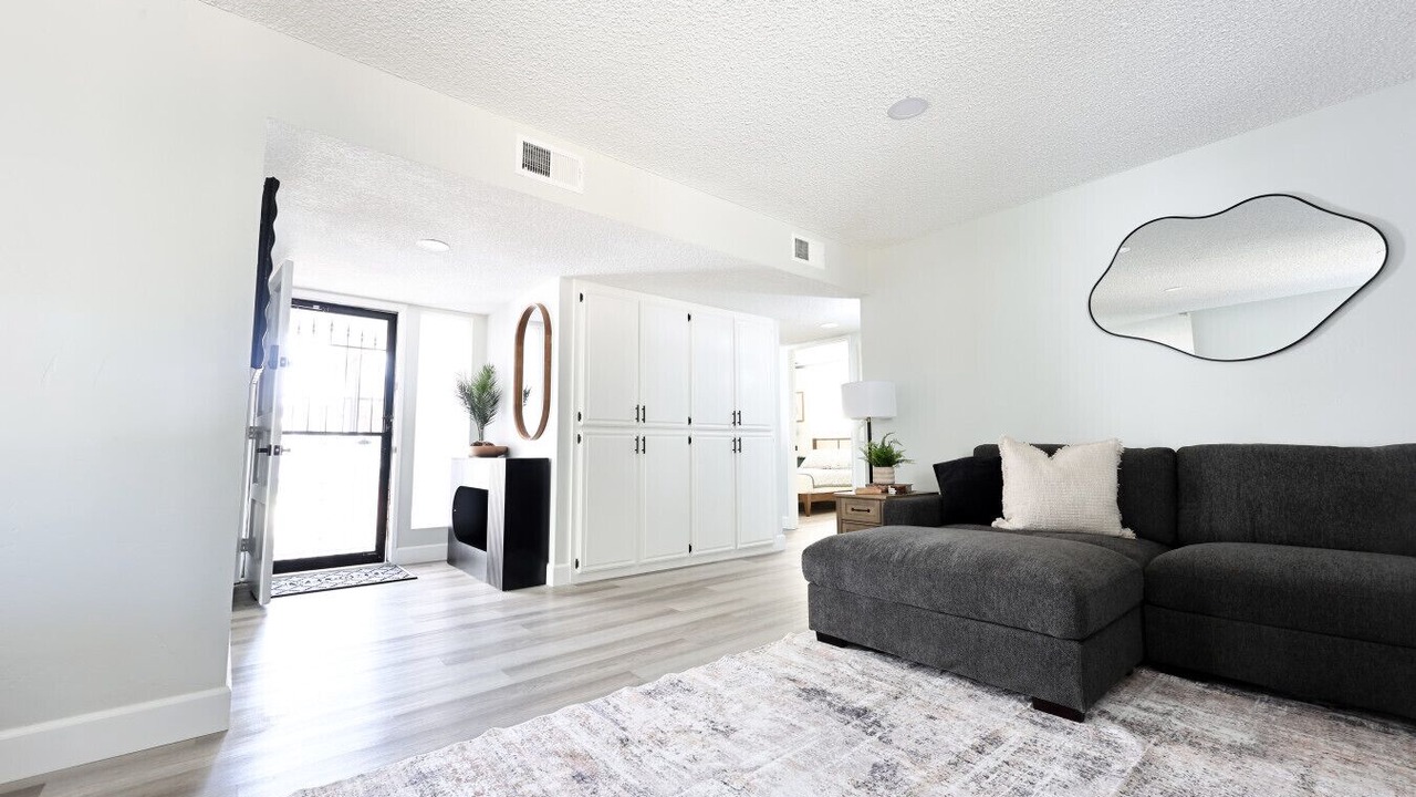 Photo of Livingroom in Bakersfield