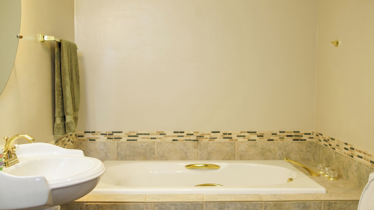 Photo of Bathroom in Panorama Heights