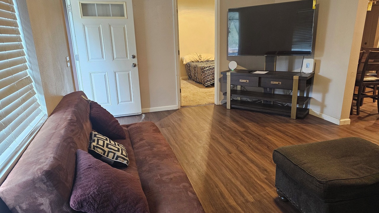 Photo of Livingroom in Oroville