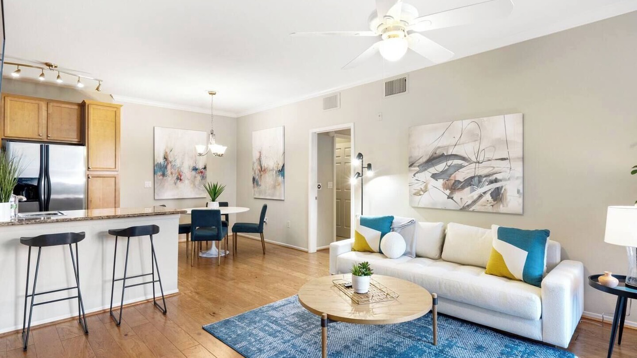 Photo of Bedroom in Paradise Valley Village