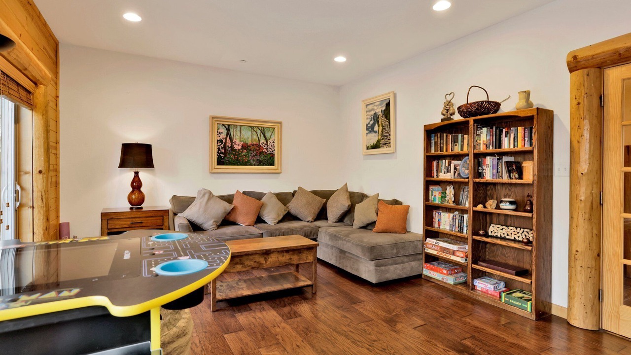 Photo of Bedroom in Castle Glen Estates