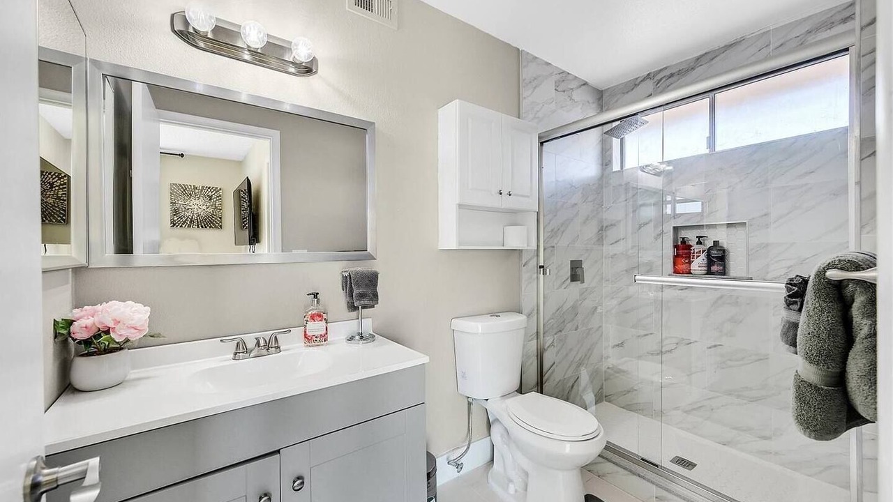 Photo of Bathroom in Chinatown