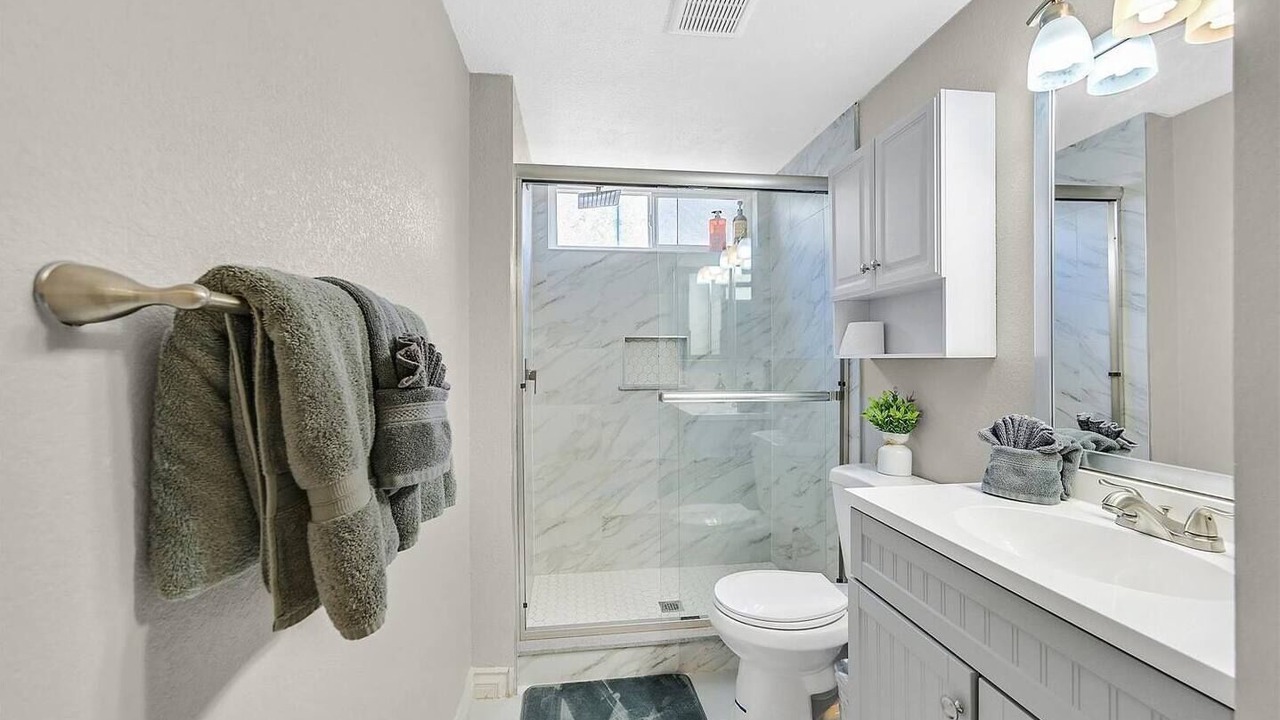 Photo of Bathroom in Chinatown