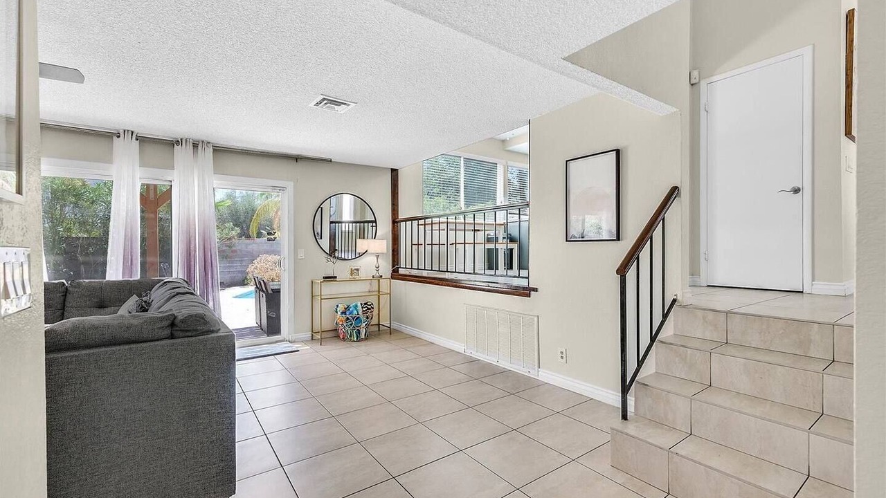 Photo of Livingroom in Chinatown