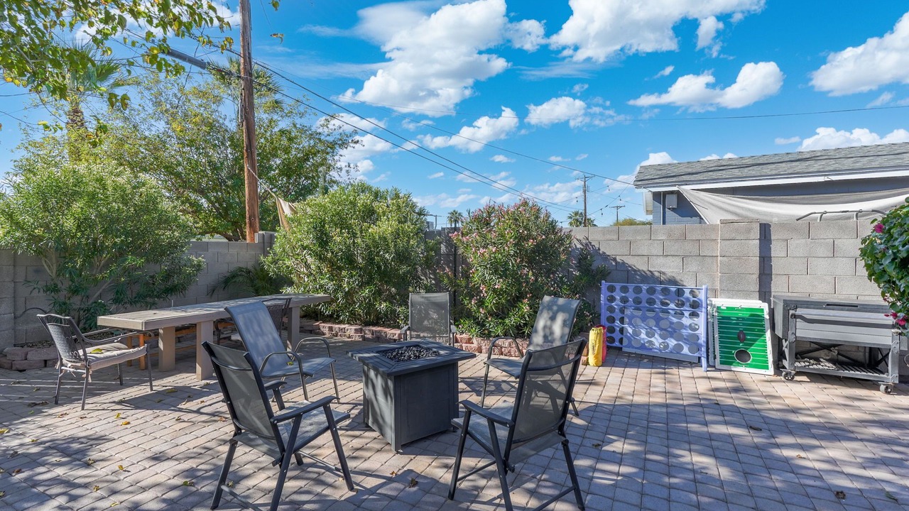 Photo of Outdoor in Papago Parkway