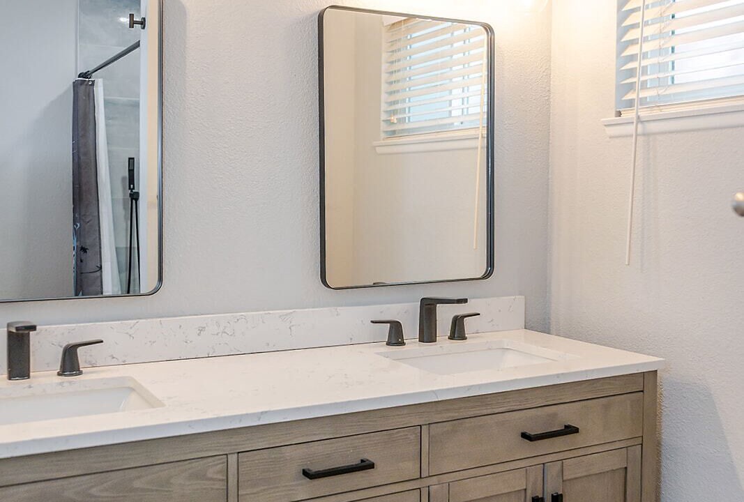 Photo of Bathroom in Canyon Gate