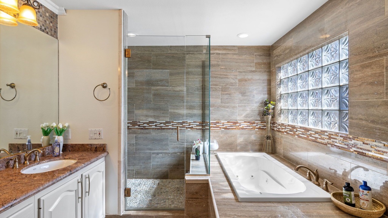 Photo of Bathroom in Calico Ridge