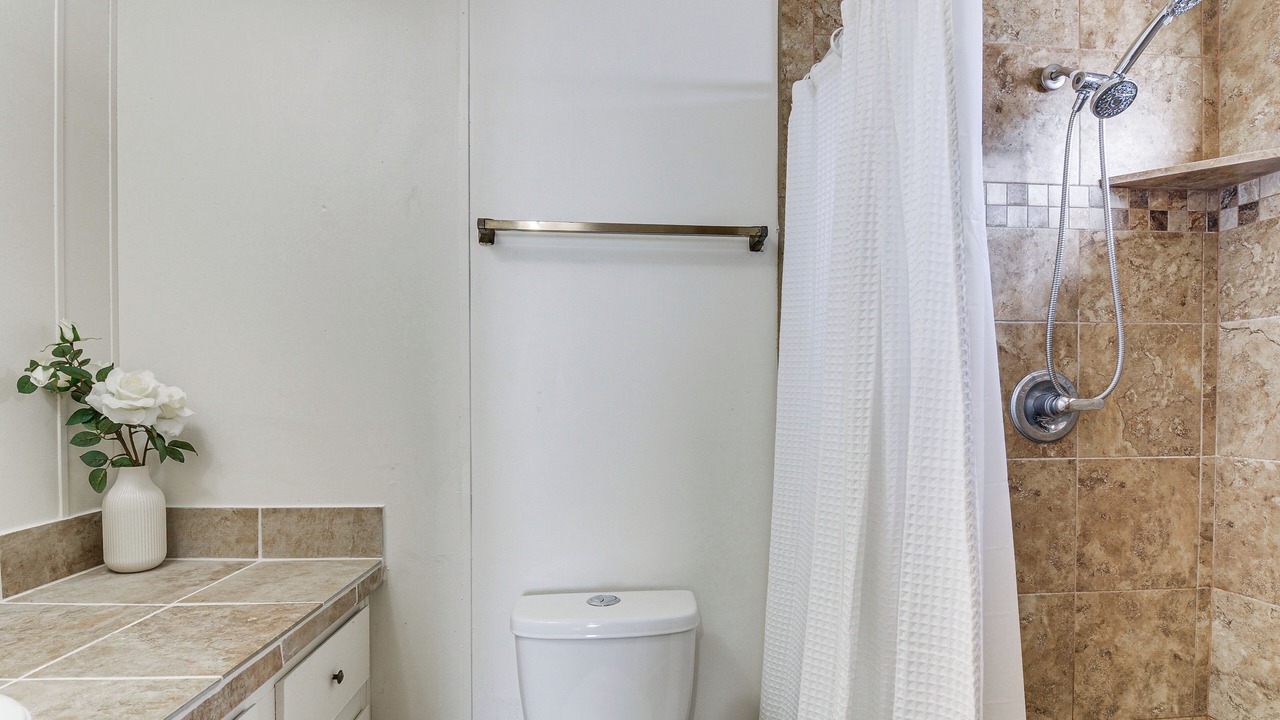 Photo of Bathroom in Greenehaven