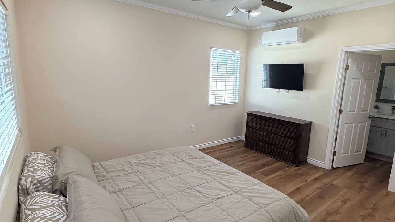 Photo of Bedroom in Mid City