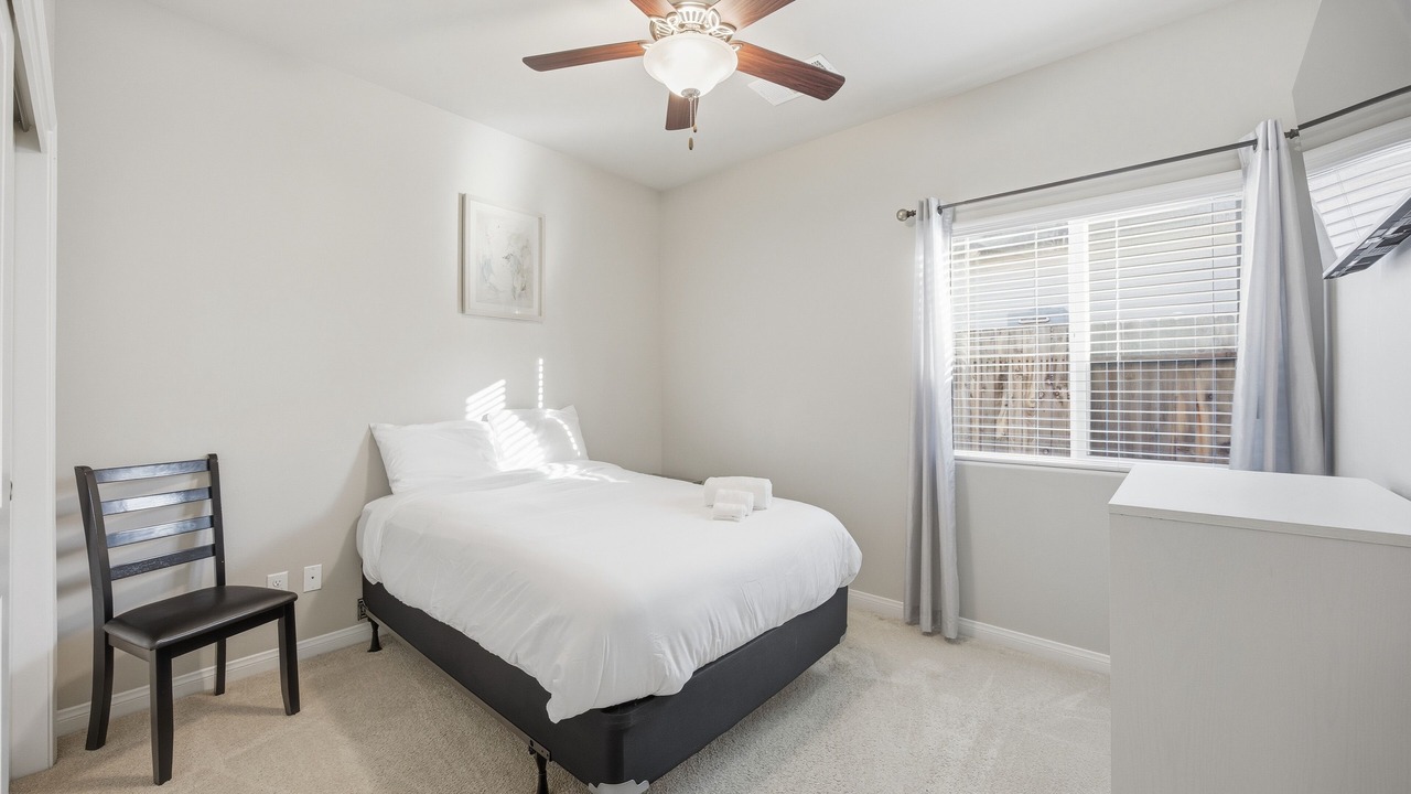 Photo of Bedroom in Greenacres
