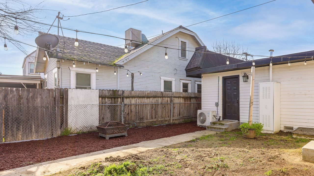 Photo of Outdoor in Tulare