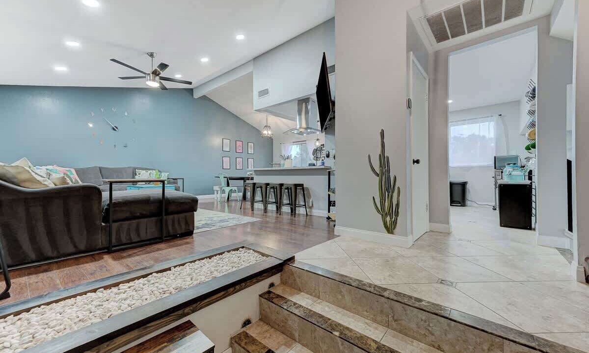 Photo of Livingroom in Chinatown