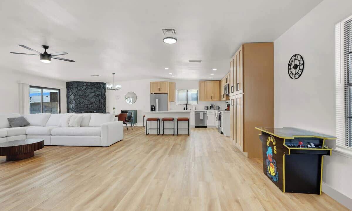 Photo of Bedroom in Spring Valley