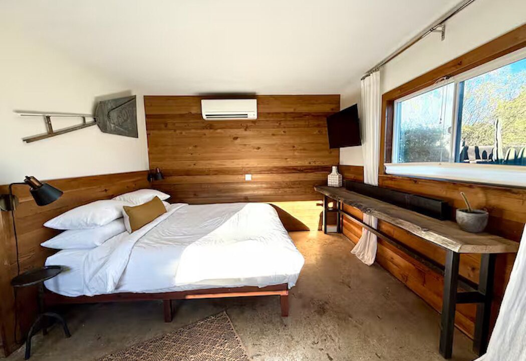 Photo of Bedroom in Geyserville