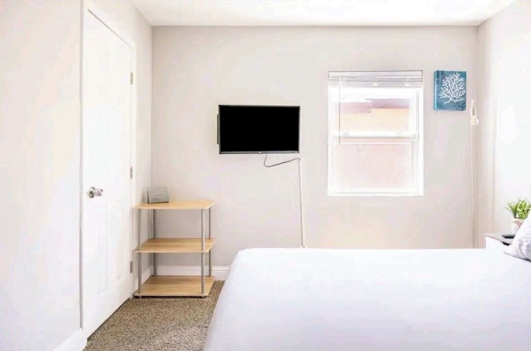Photo of Bedroom in Oildale