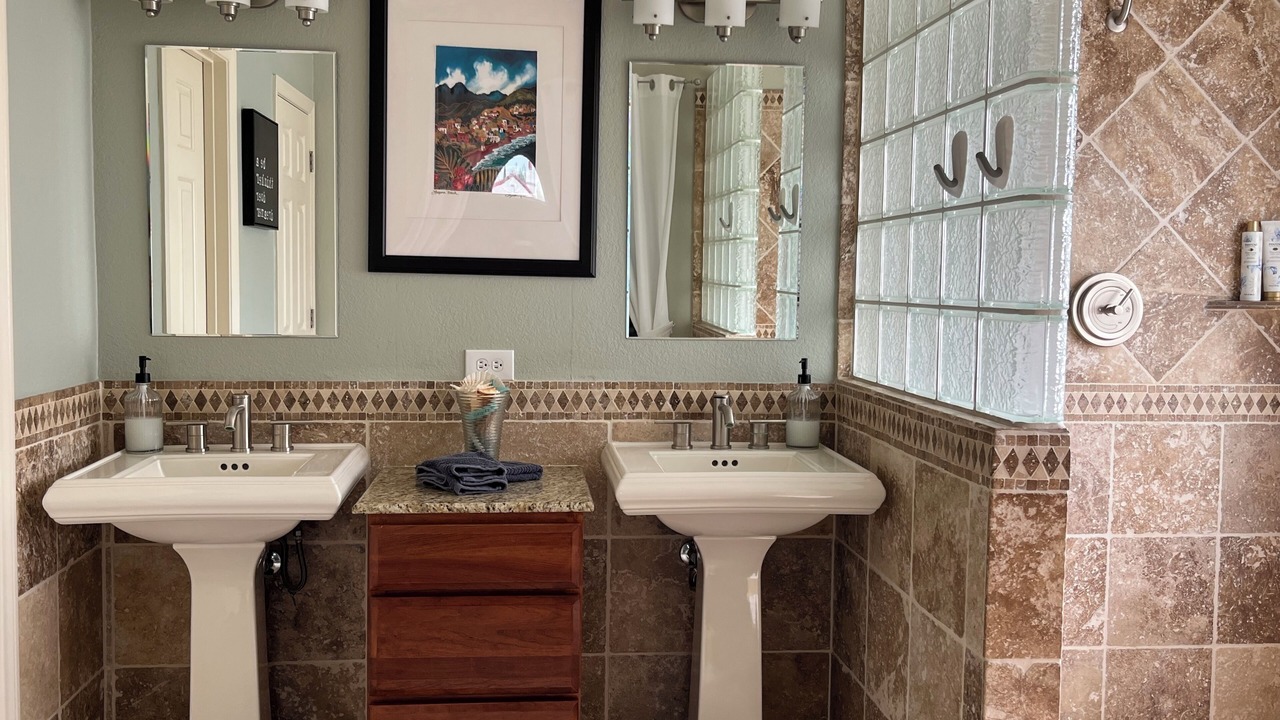 Photo of Bathroom in The Pueblo