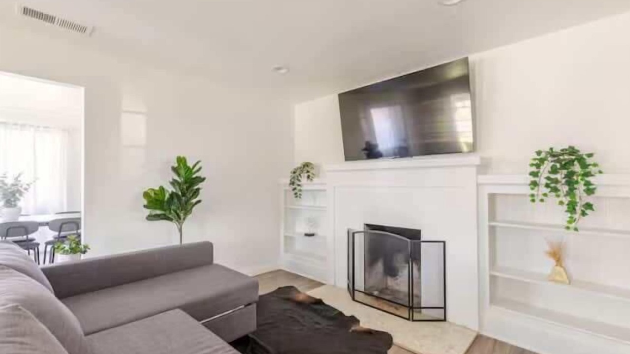 Photo of Livingroom in Azusa