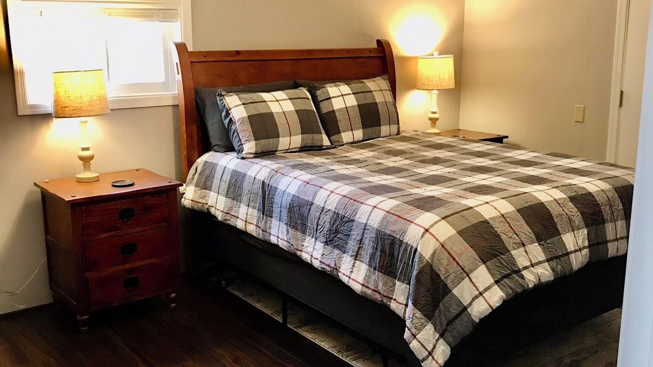 Photo of Bedroom in Strawberry