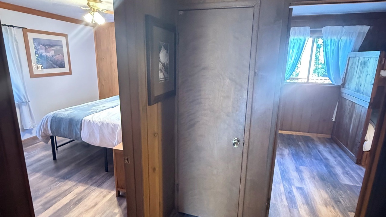 Photo of Bedroom in Arrowhead Villas