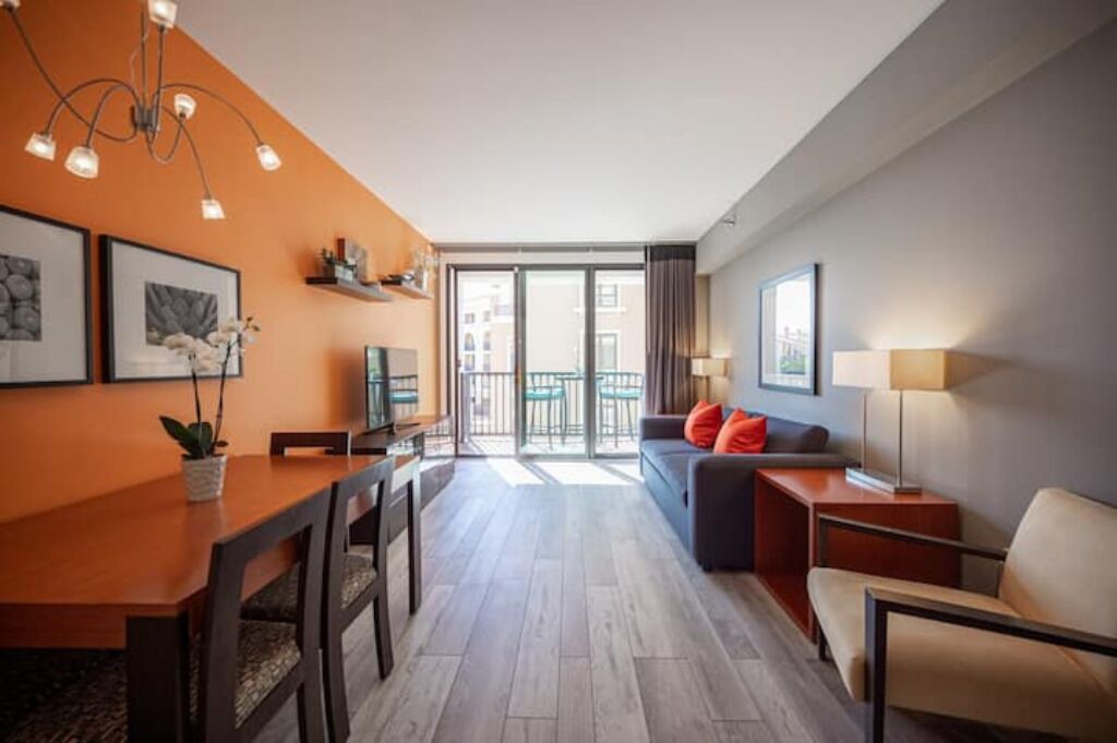 Photo of Livingroom in Lake Las Vegas