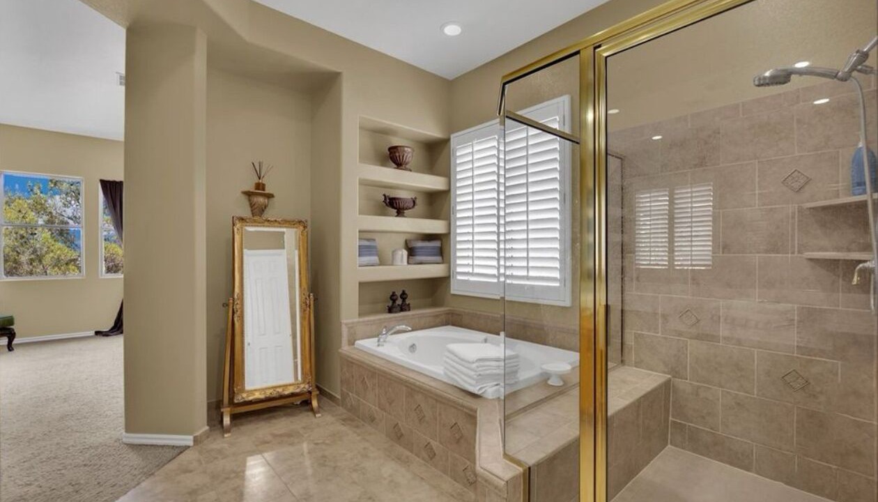 Photo of Bathroom in Summerlin