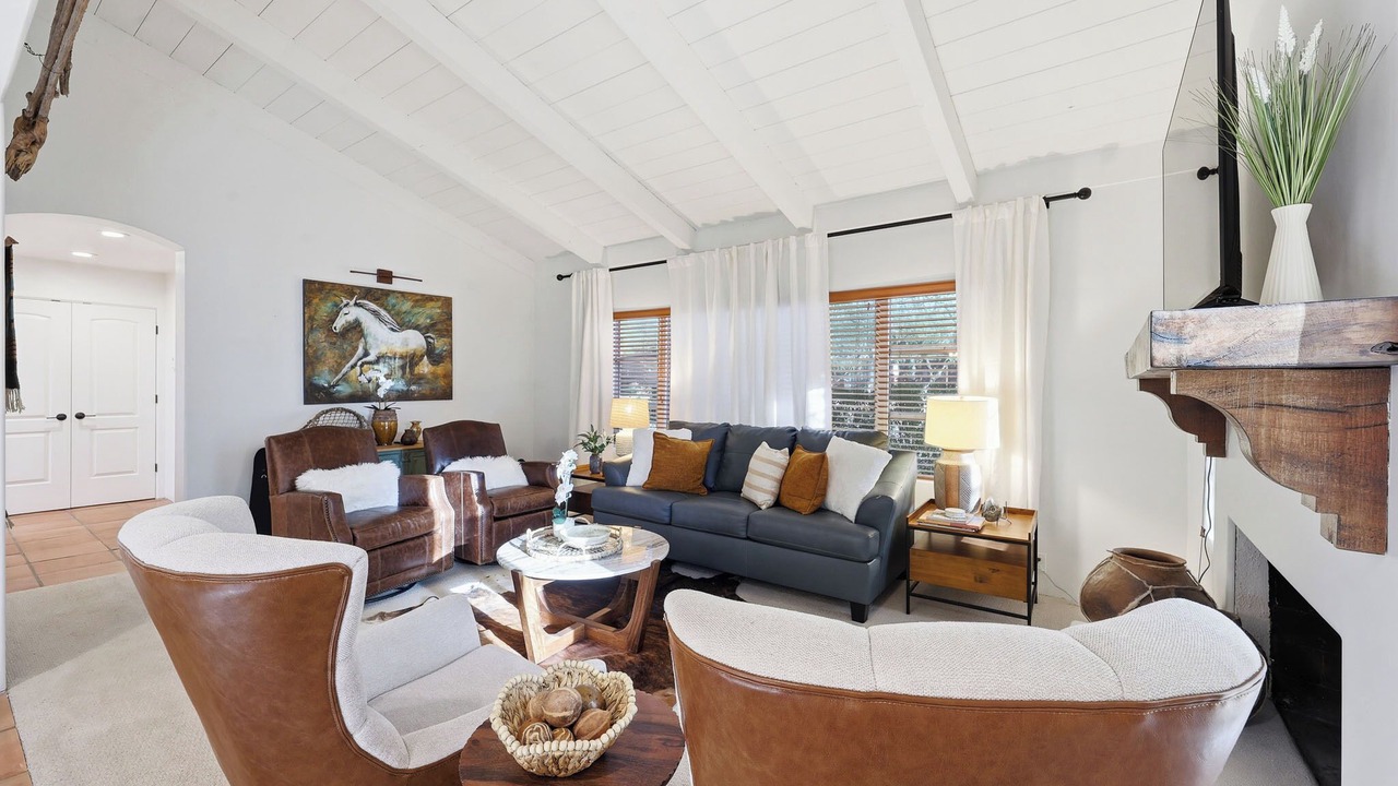 Photo of Livingroom in Litchfield Park