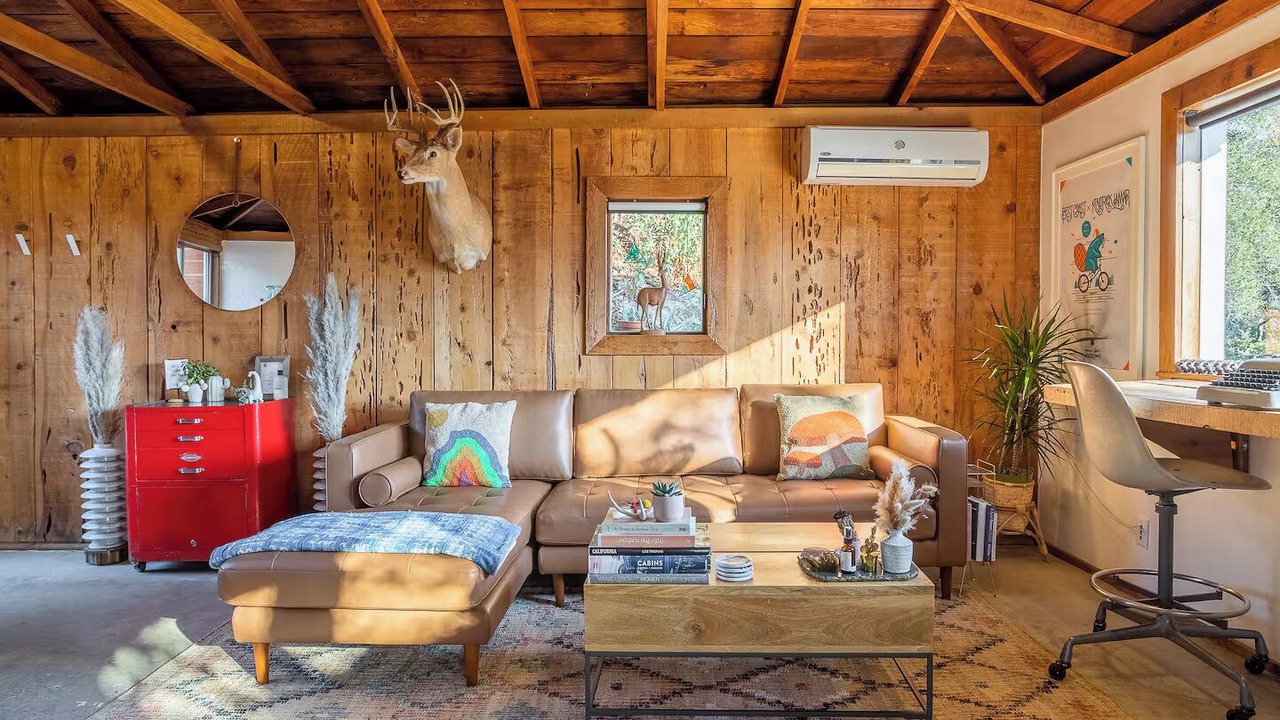 Photo of Livingroom in Topanga