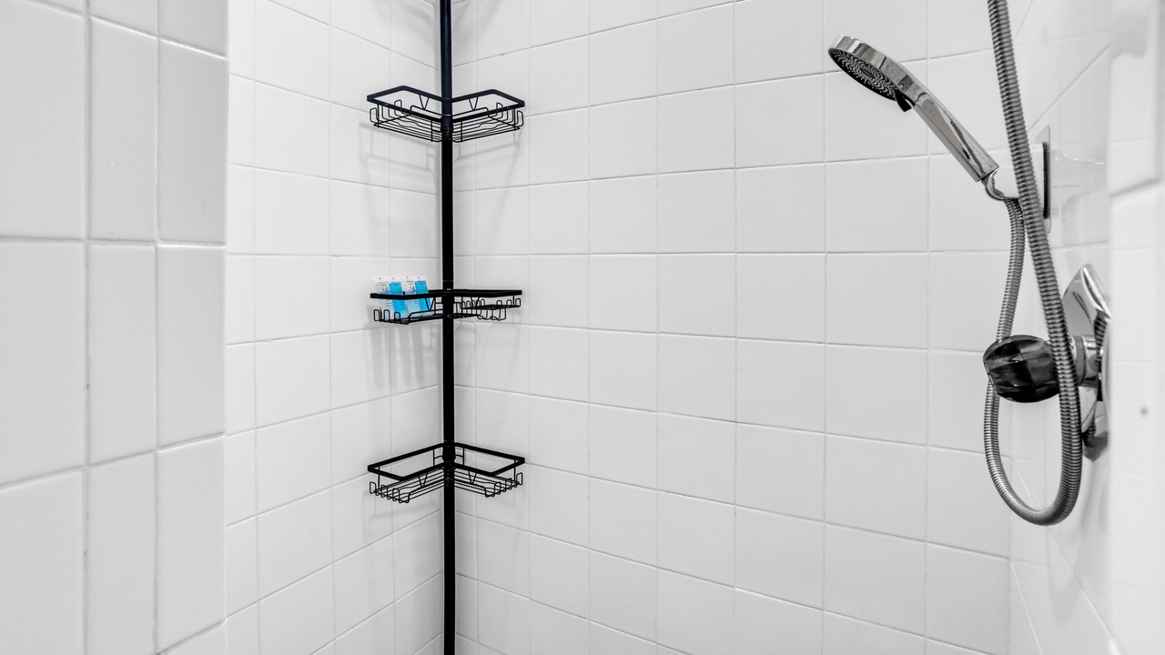 Photo of Bathroom in Nut Tree