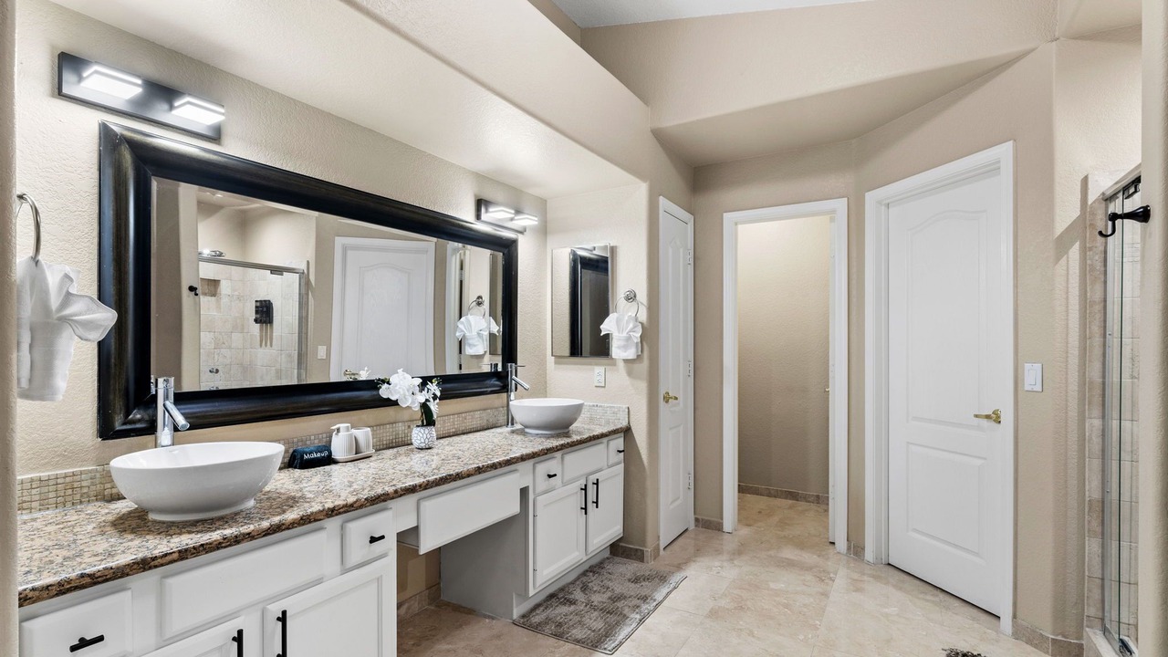 Photo of Bathroom in Arrowhead Lakes