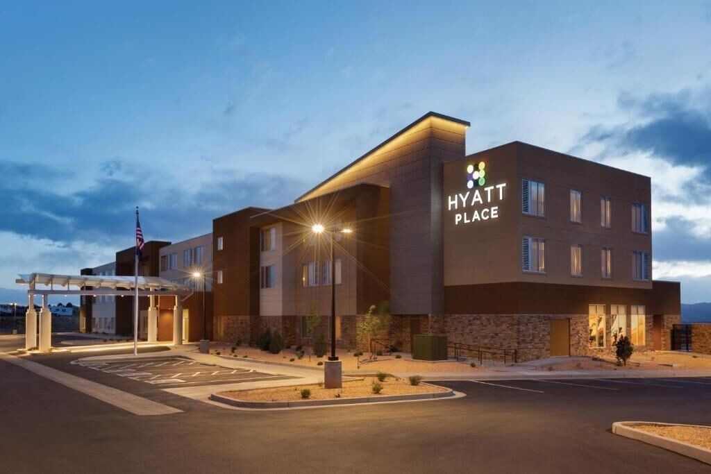 Photo of Outdoor in Page
