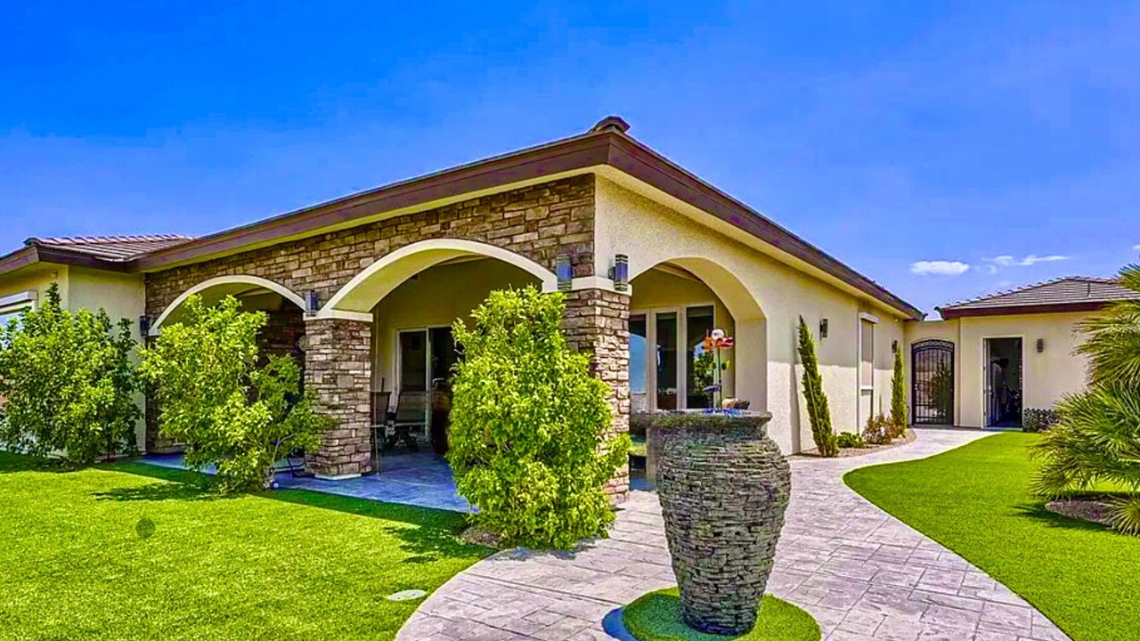 Photo of Outdoor in Foothills