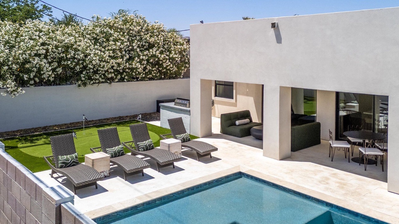 Photo of Patio Balcony in Scottsdale Estates Nine