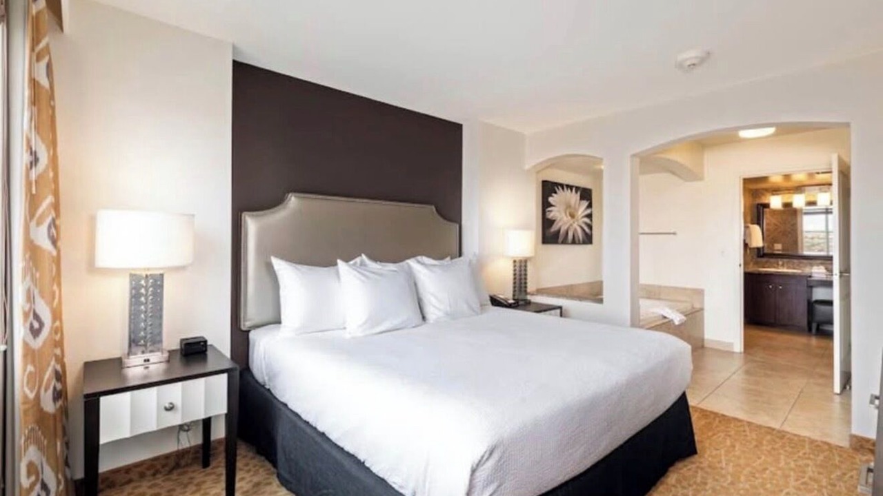 Photo of Bedroom in Enterprise
