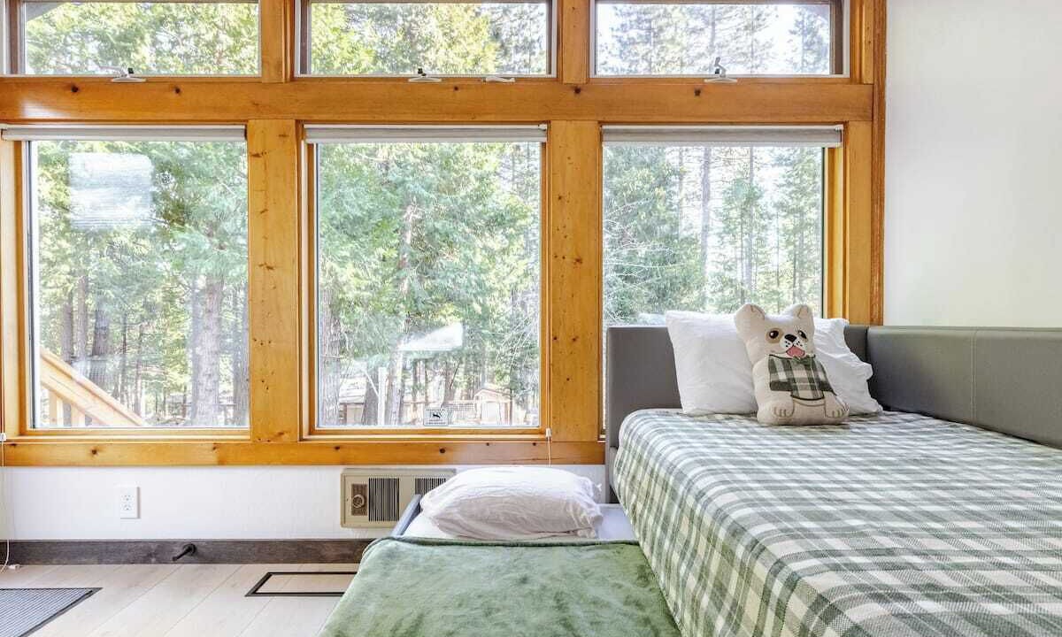 Photo of Bedroom in Glencoe