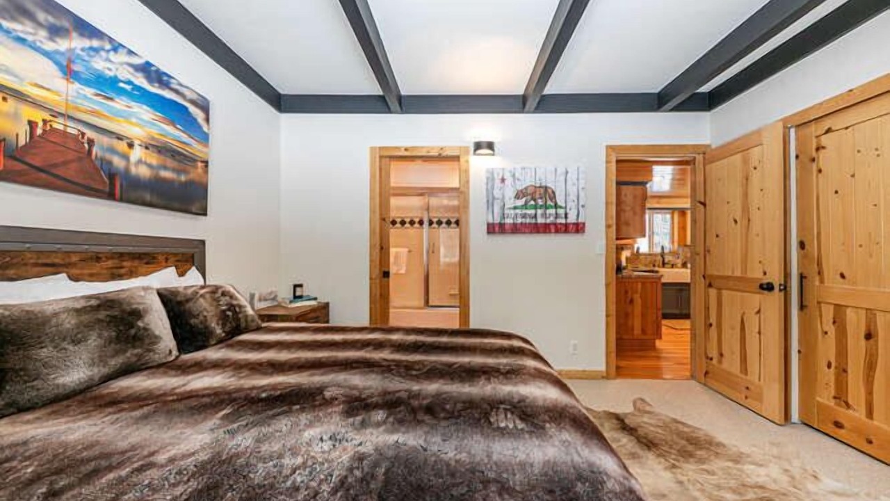 Photo of Bedroom in Tahoe Pines