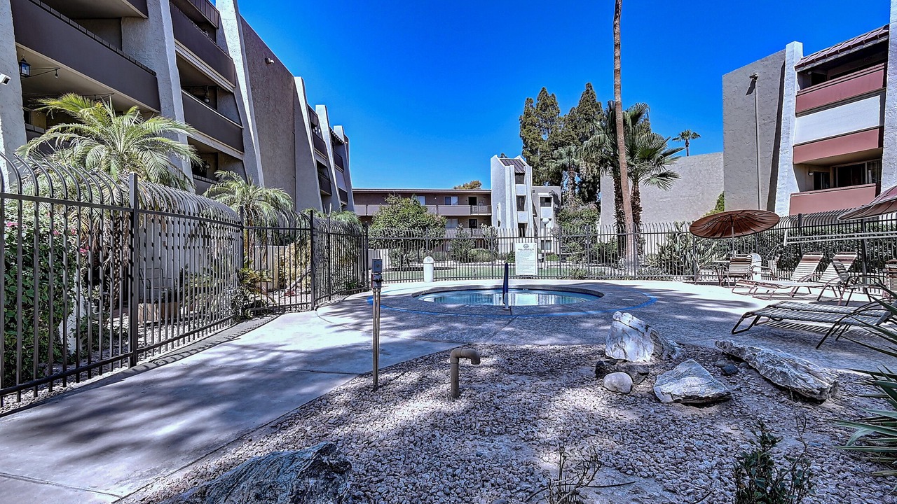 Photo of Outdoor in Entertainment District