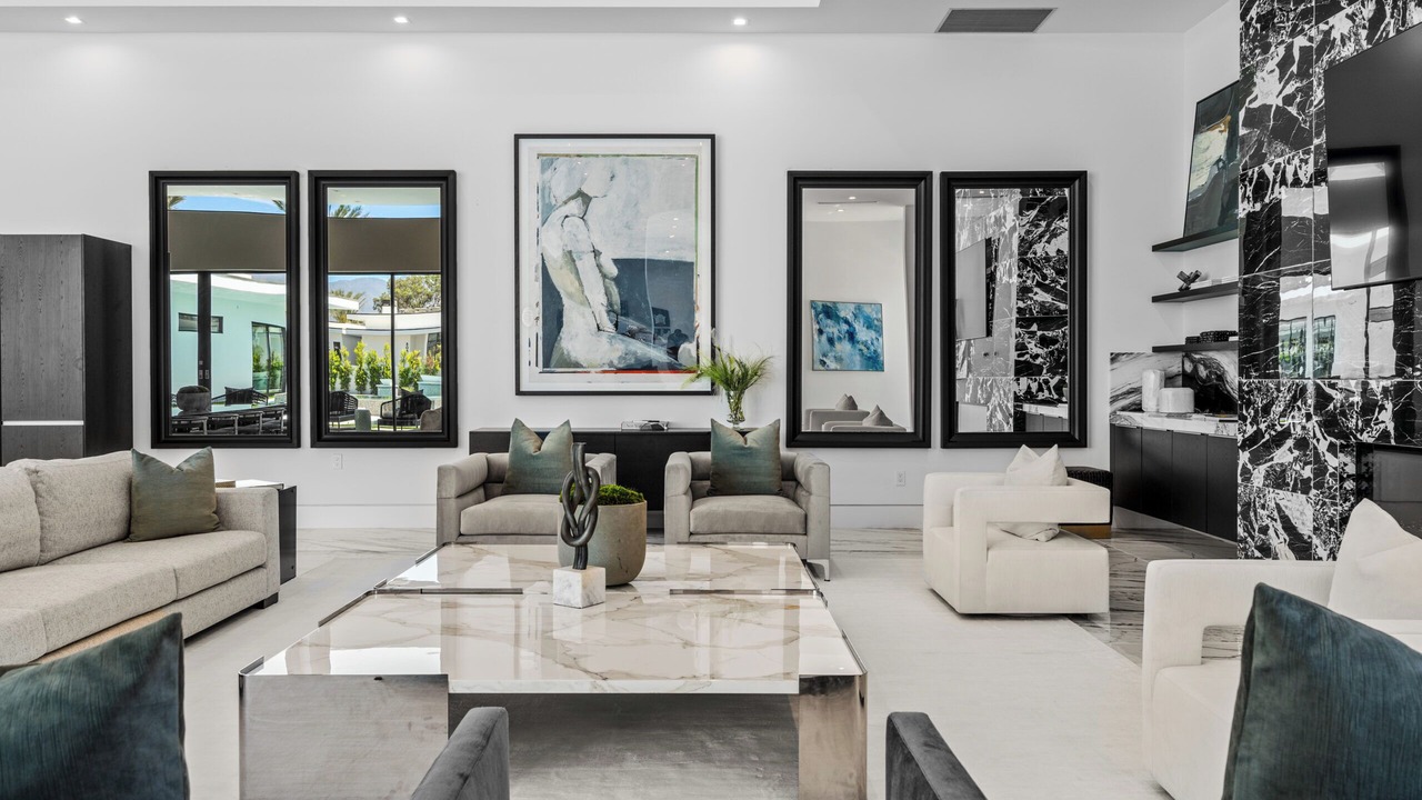 Photo of Livingroom in Indio