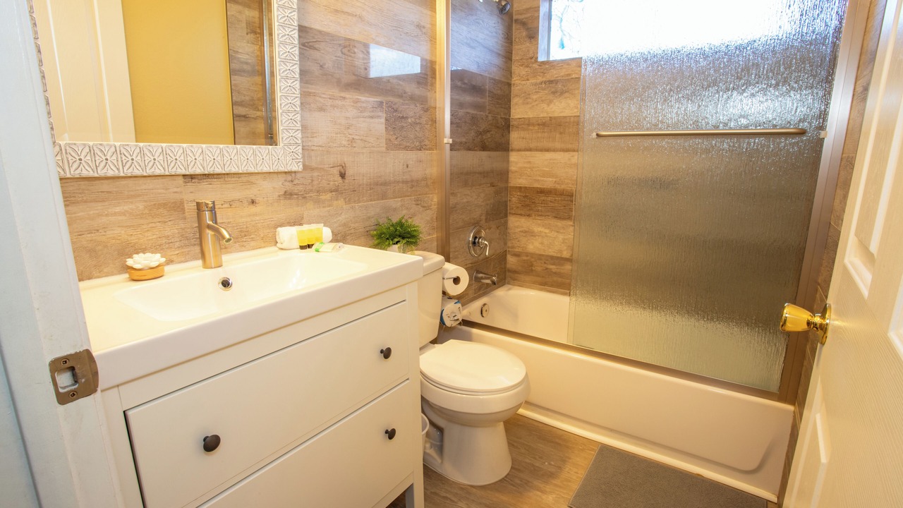 Photo of Bathroom in North Las Vegas