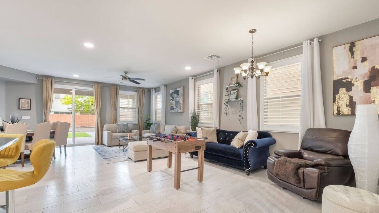 Photo of Livingroom in Rhodes Ranch