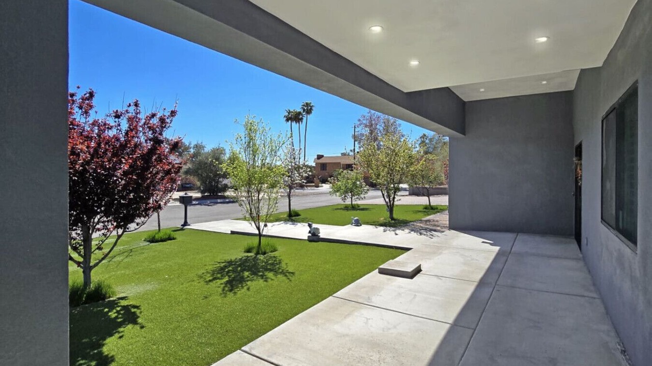 Photo of Outdoor in Spring Valley