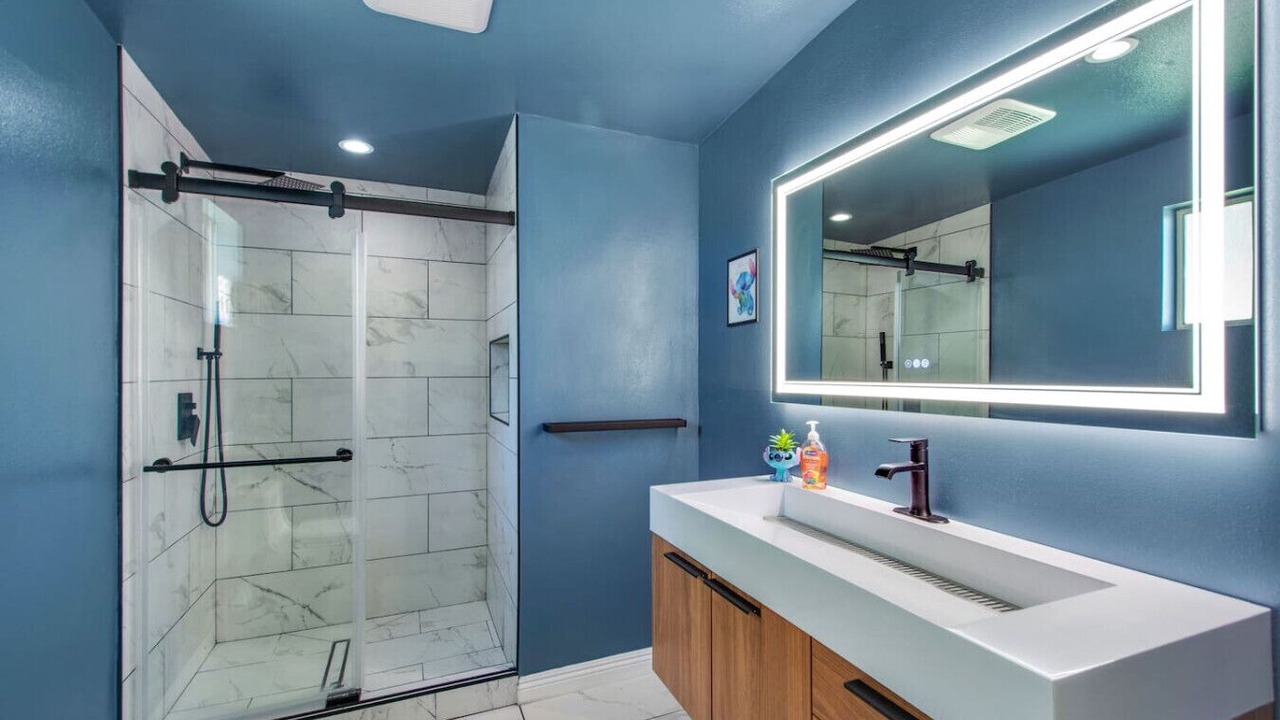 Photo of Bathroom in Anaheim Resort