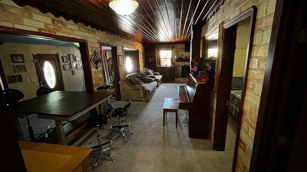 Photo of Livingroom in Kernville